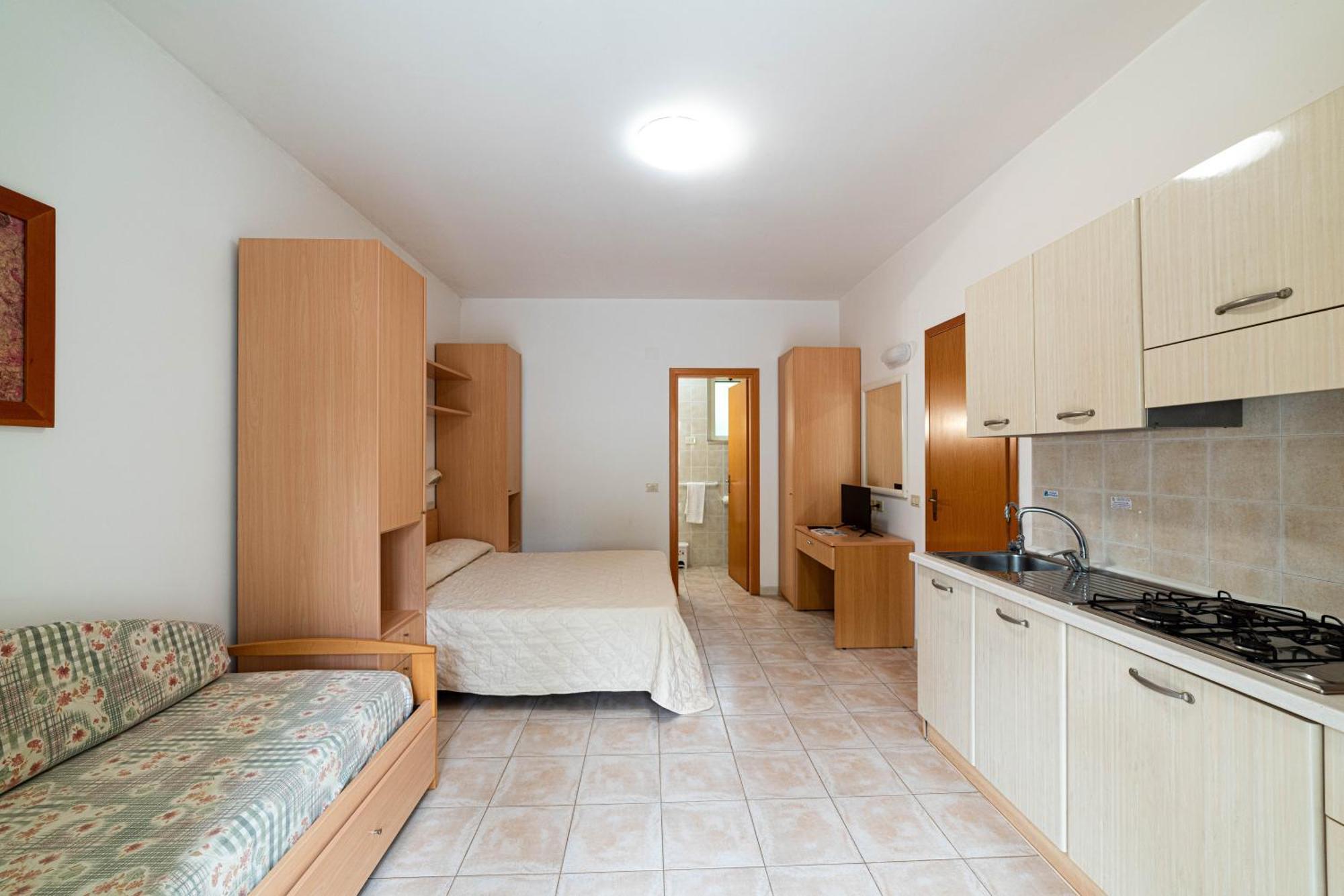 Parco vacanze Villaggio Lunga 3号*